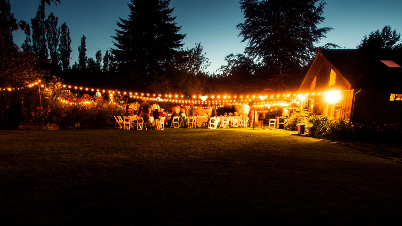 eco friendly wedding tips